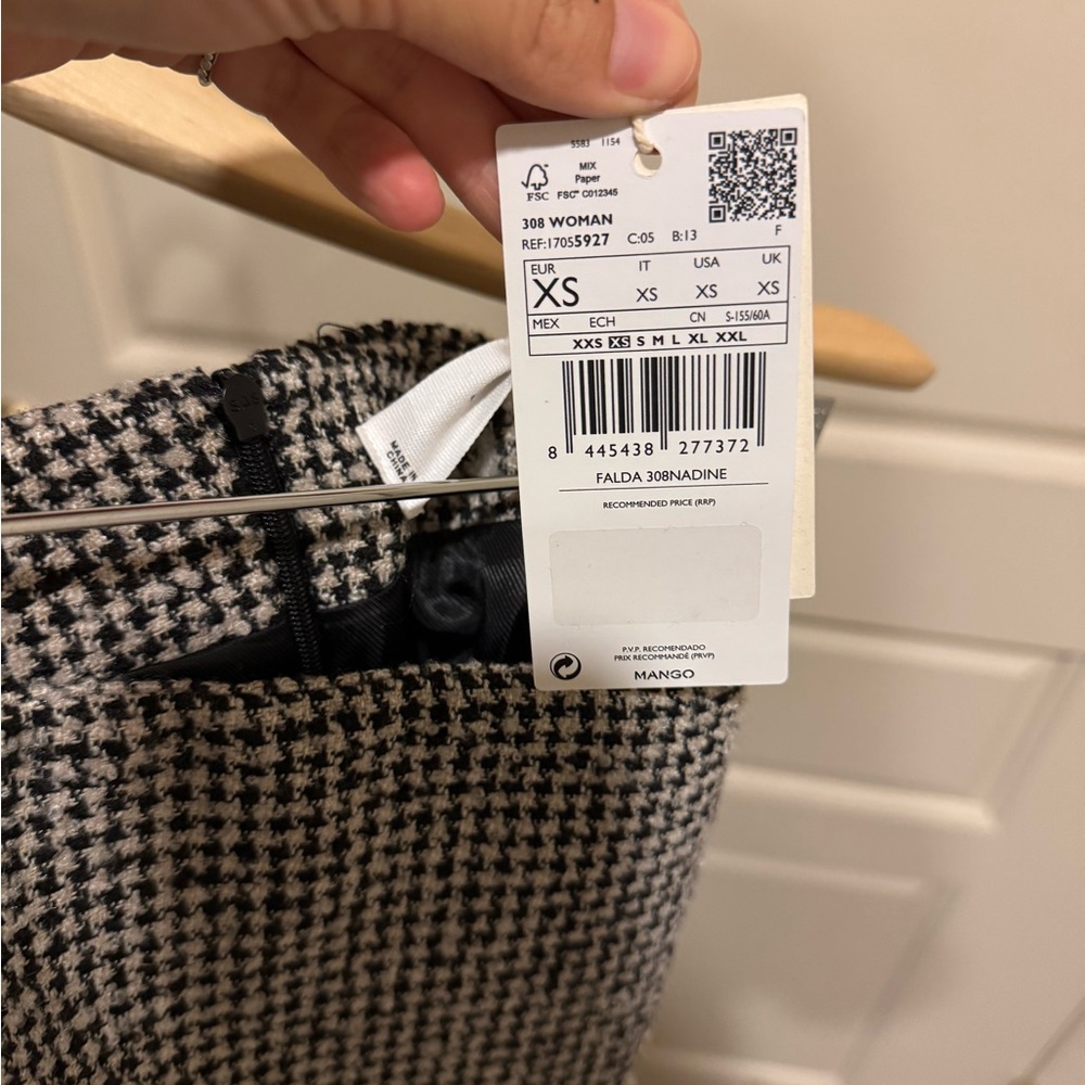Mango Monochrome Houndstooth Skirt